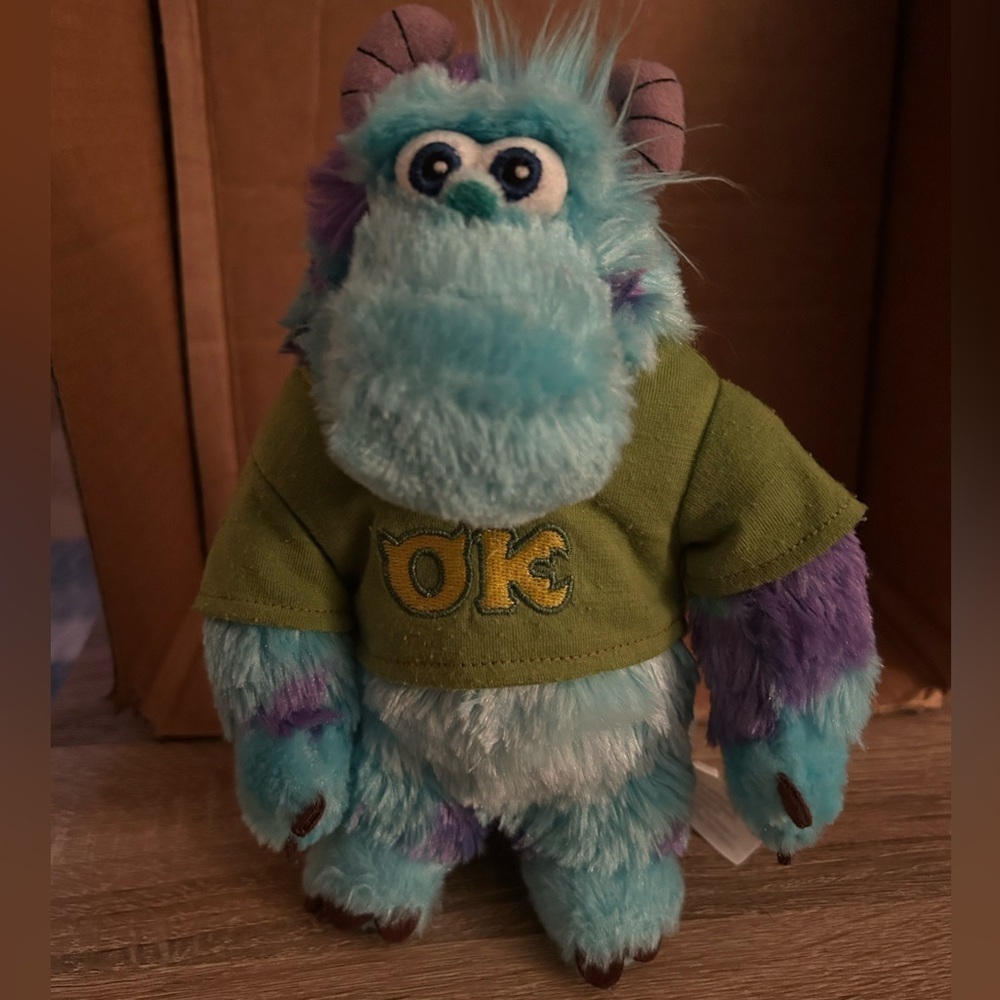 Disney Store Sully Monsters University 8” Plush Wearing OK Fraternity Shirt - Picture 1 of 11